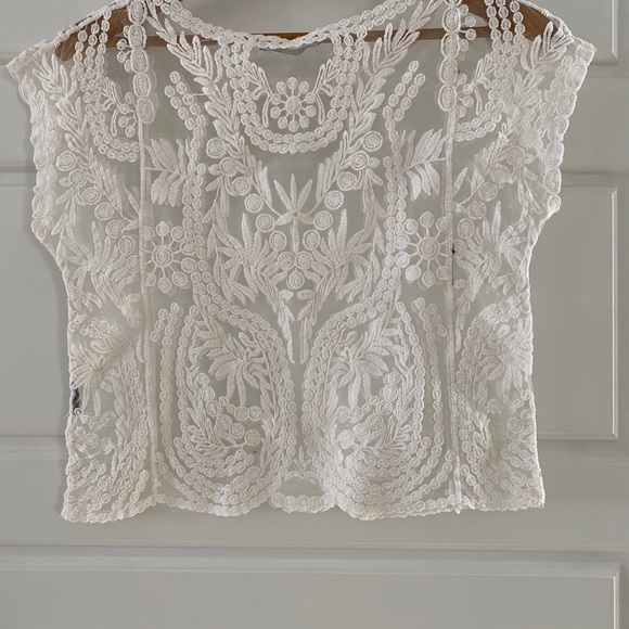 Lace top - Picture 3 of 3